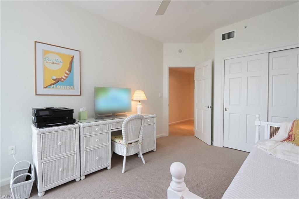 60 Seagate Dr, Unit 704, Naples, FL 34103 Photo