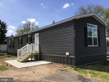 4001 DALTON WAY, MORRISVILLE, PA 19067