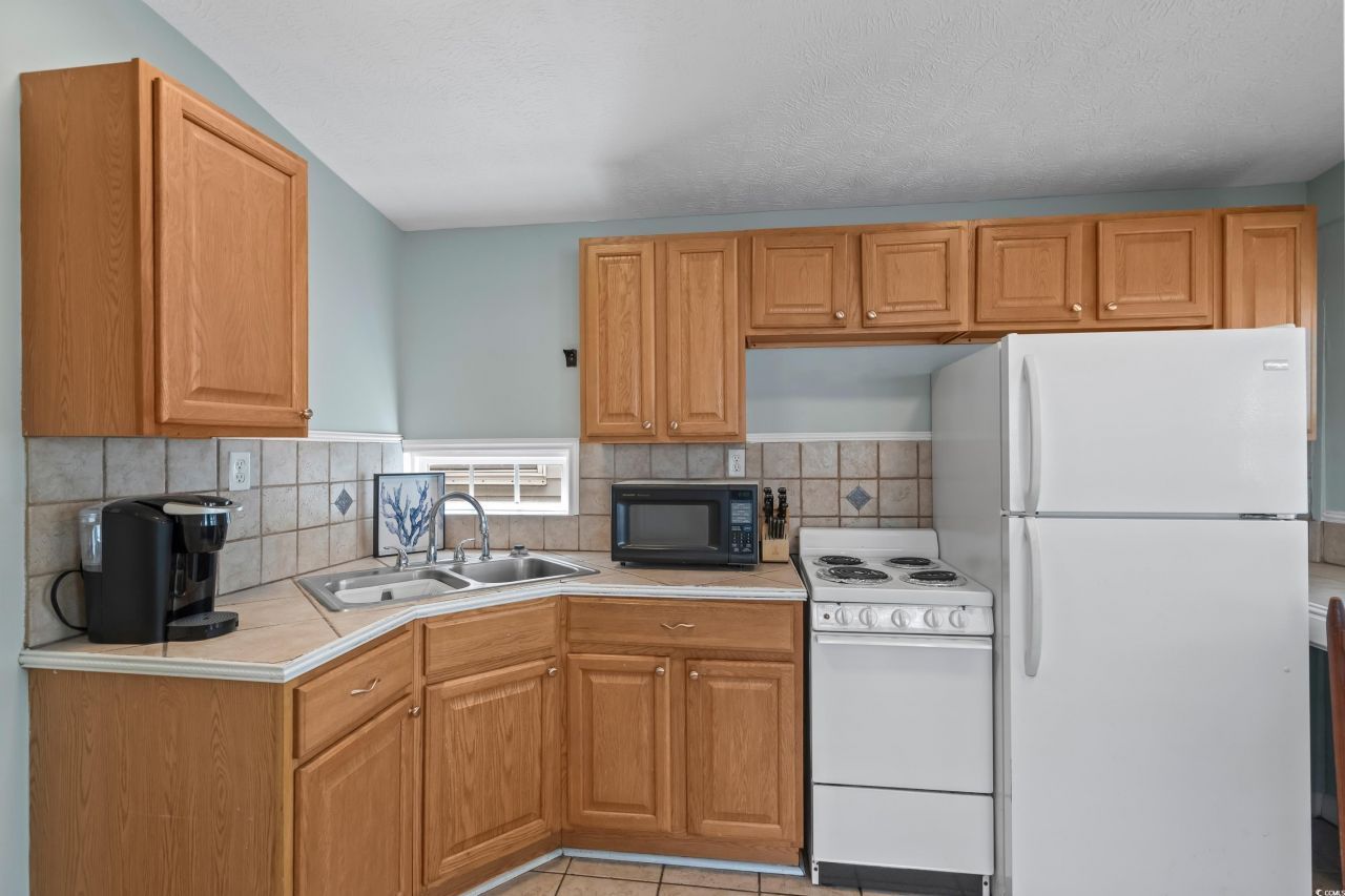 6001 - 1807 S Kings Hwy. Photo 15