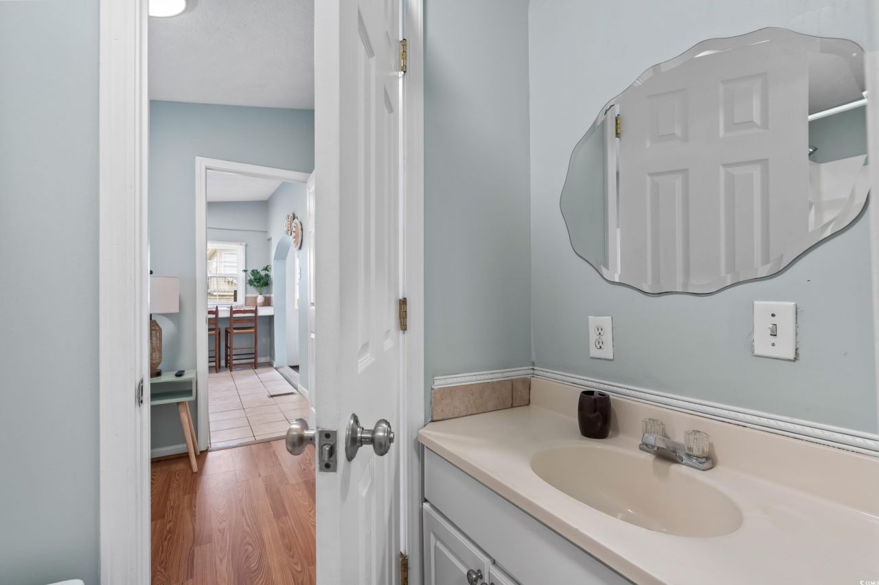 6001 - 1807 S Kings Hwy. Photo 25