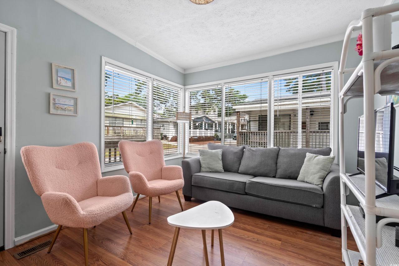 6001 - 1807 S Kings Hwy. Photo 9