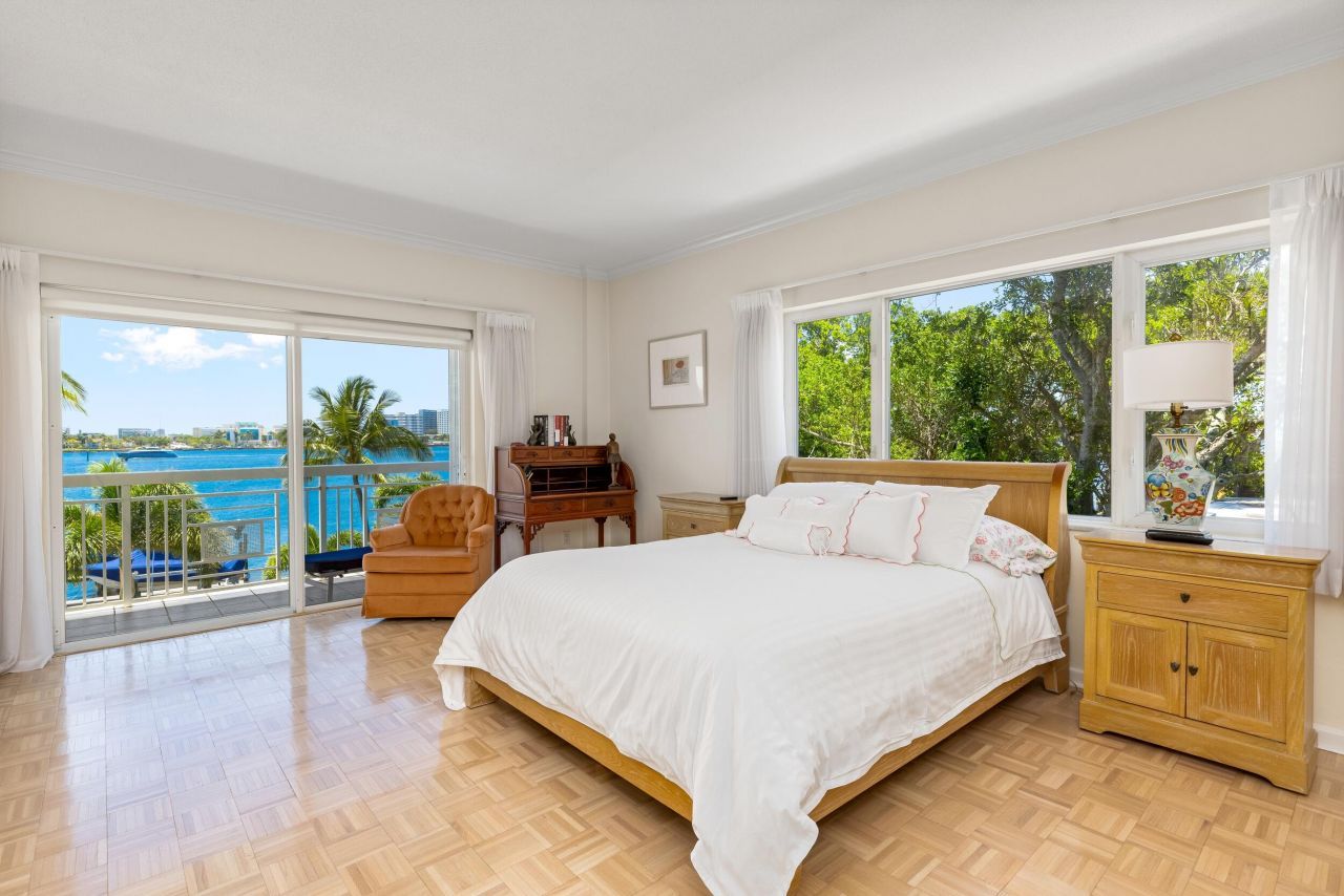 250 Bradley Place, Unit 408, Palm Beach, FL 33480 Photo