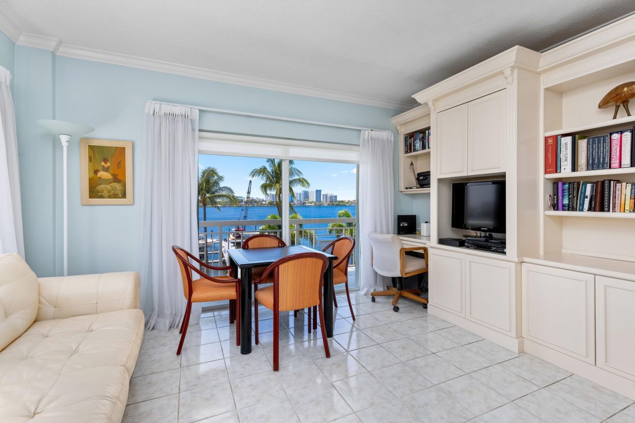 250 Bradley Place, Unit 408, Palm Beach, FL 33480 Photo