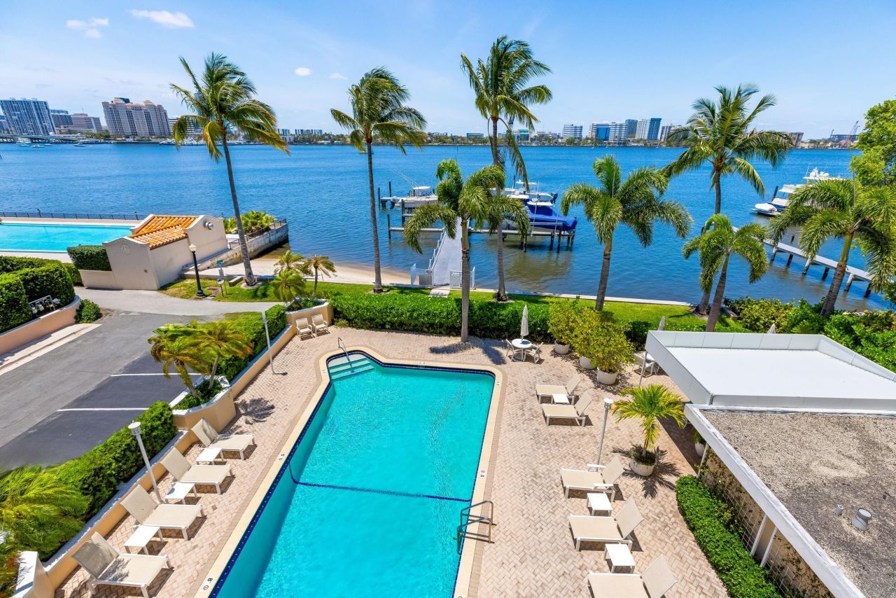 250 Bradley Place, Unit 408, Palm Beach, FL 33480 Photo