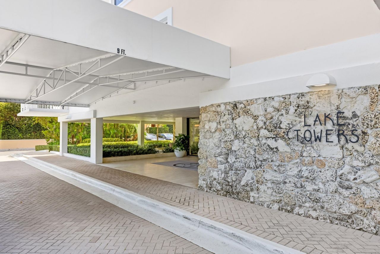 250 Bradley Place, Unit 408, Palm Beach, FL 33480 Photo