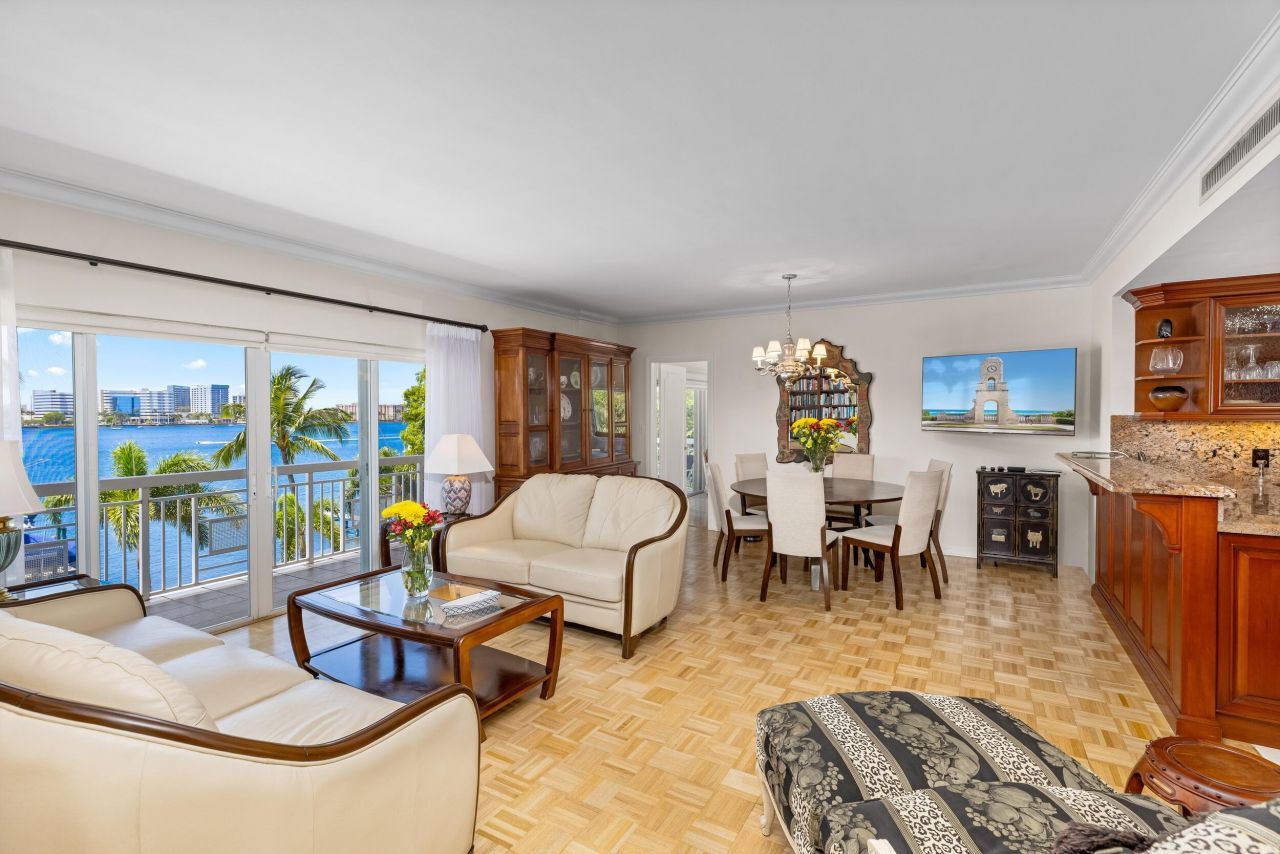 250 Bradley Place, Unit 408, Palm Beach, FL 33480 Photo