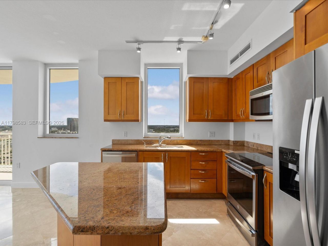 1745 E Hallandale Beach Blvd, Unit 2007W, Hallandale Beach, FL 33009 Photo