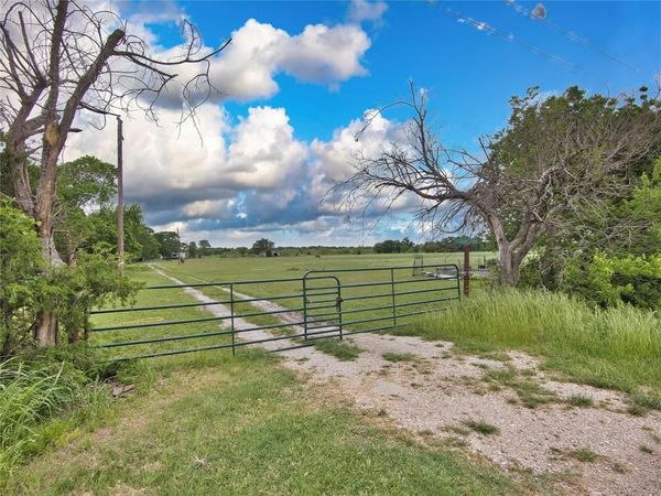 4488 County Road 2617, Caddo Mills, TX 75135