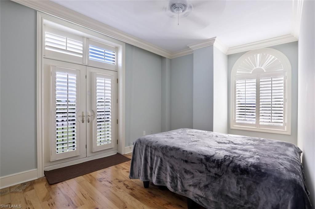 900 5th Ave S, Unit 301, Naples, FL 34102 Photo