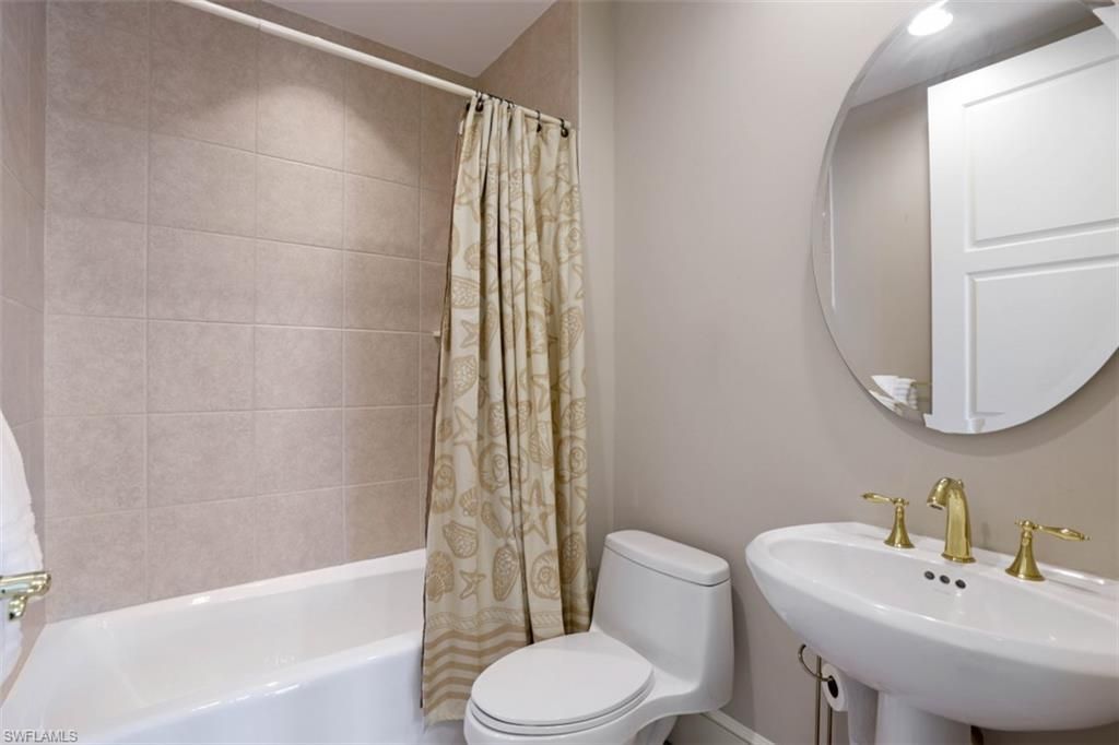 900 5th Ave S, Unit 301, Naples, FL 34102 Photo