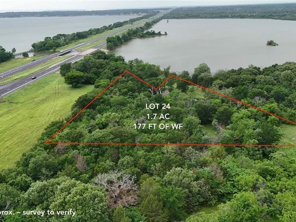 106 Lakeview Trail, Mabank, TX 75147