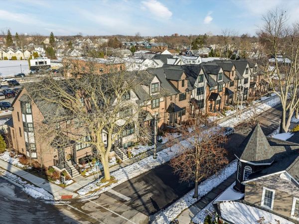 668 Maple Street, Plymouth, MI 48170