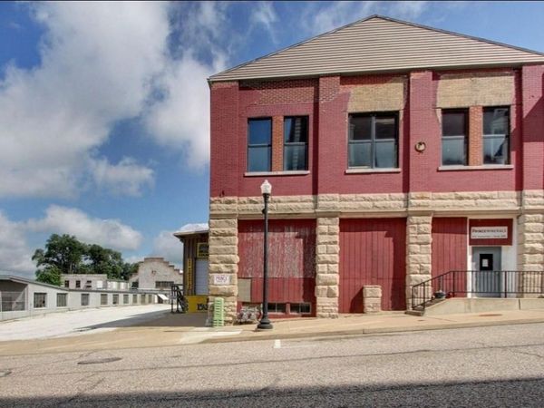 223 Hampshire, Quincy, IL 62301