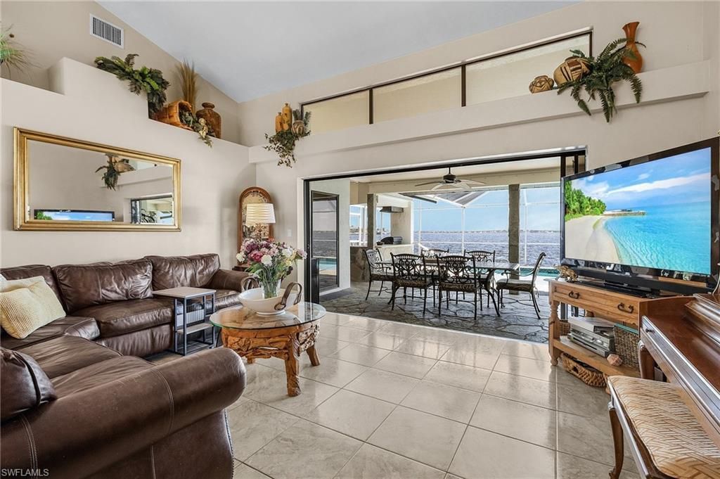 2803 SE 22nd Pl, Cape Coral, FL 33904 Photo