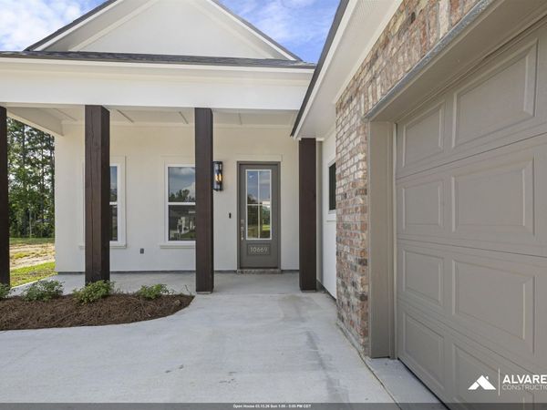 10669 Deric Ave, Denham Springs, LA 70726