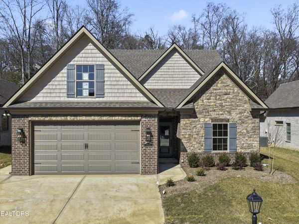 1125 Chardonnay Lane, Knoxville, TN 37932