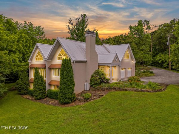 530 Blockhouse Rd, Maryville, TN 37803