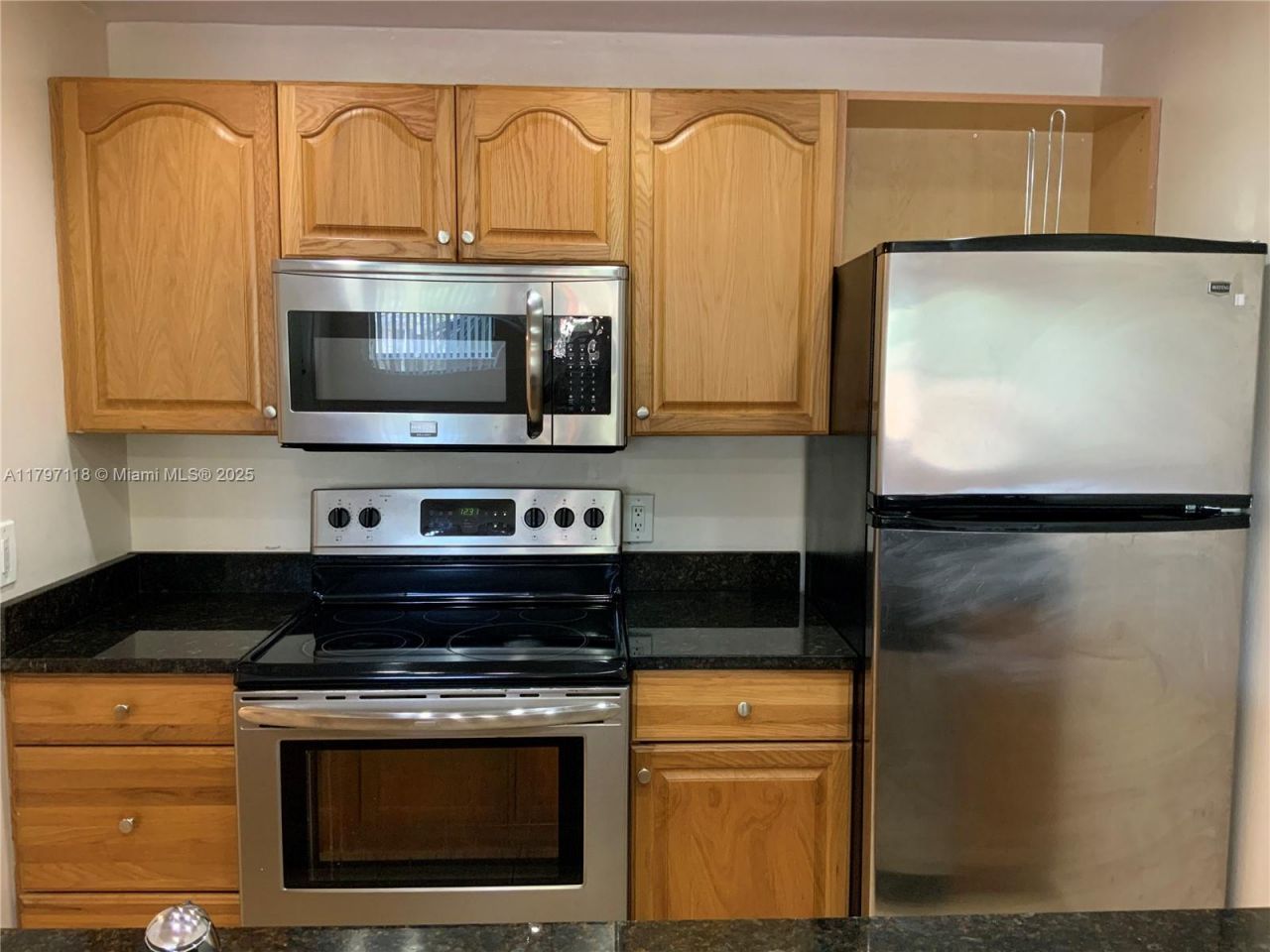 8180 Geneva Ct, Unit 224, Doral, FL 33166 Photo