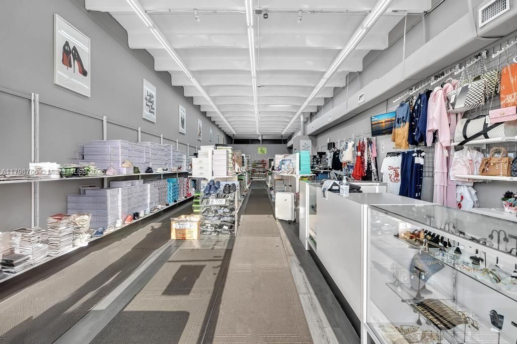 2030 NW 22nd Ave, Unit 2030, Miami, FL 33142 Photo
