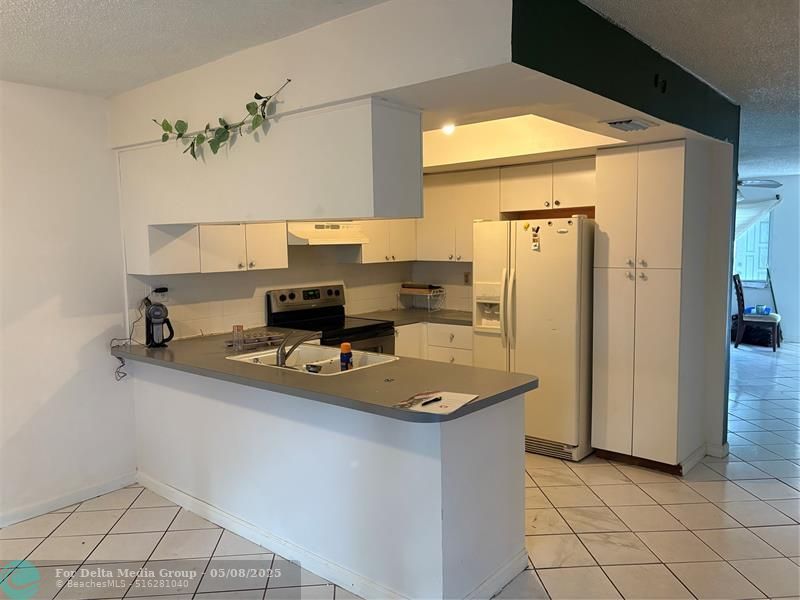 7659 NW 74th Ave, Tamarac, FL 33321 Photo