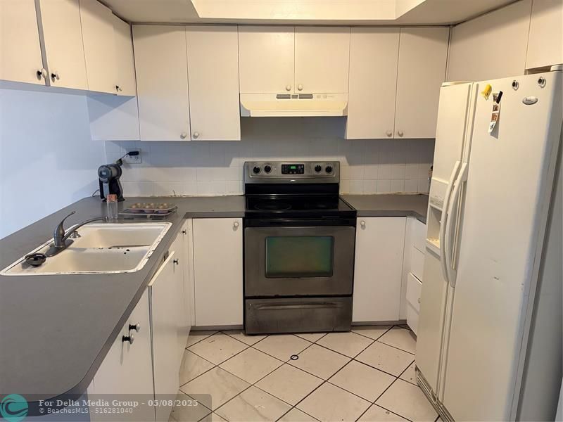 7659 NW 74th Ave, Tamarac, FL 33321 Photo