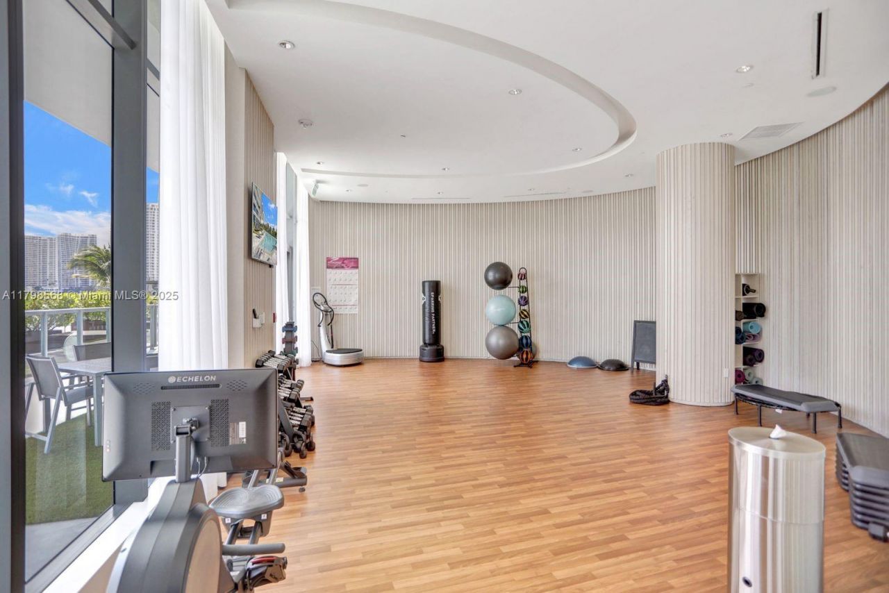 3300 NE 188th St, Unit 217, Aventura, FL 33180 Photo