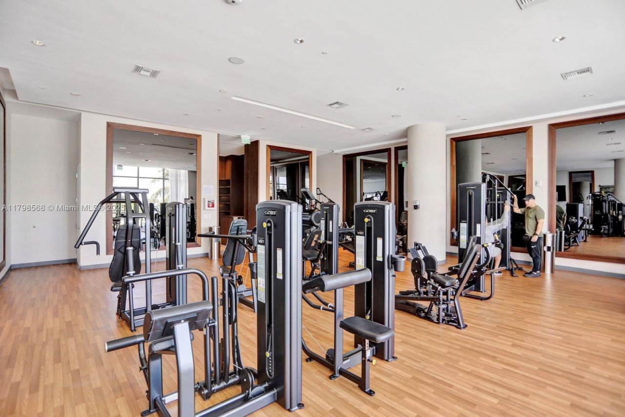 3300 NE 188th St, Unit 217, Aventura, FL 33180 Photo