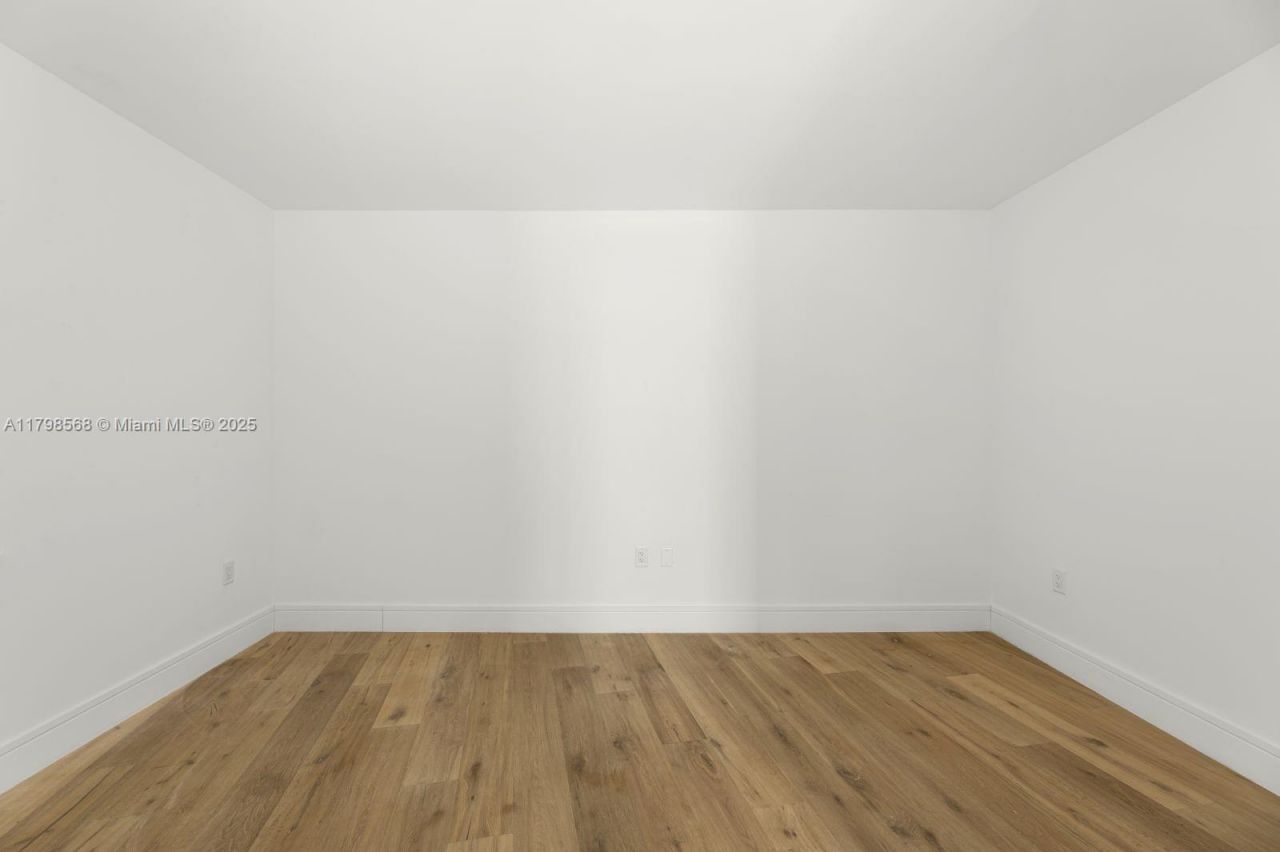 3300 NE 188th St, Unit 217, Aventura, FL 33180 Photo