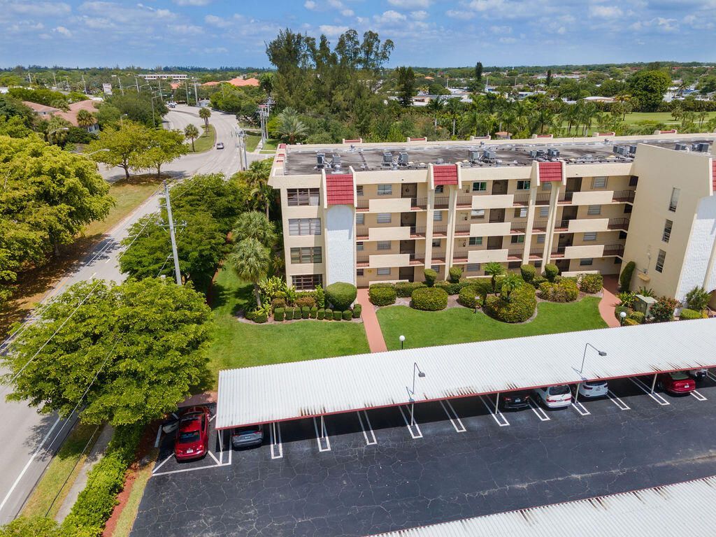 23247 Barwood Lane, Unit 101, Boca Raton, FL 33428 Photo