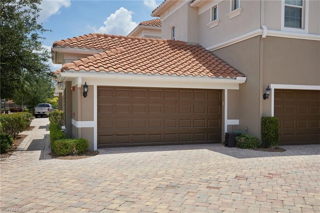 10230 Glastonbury Cir, Unit 202, Fort Myers, FL 33913 Photo