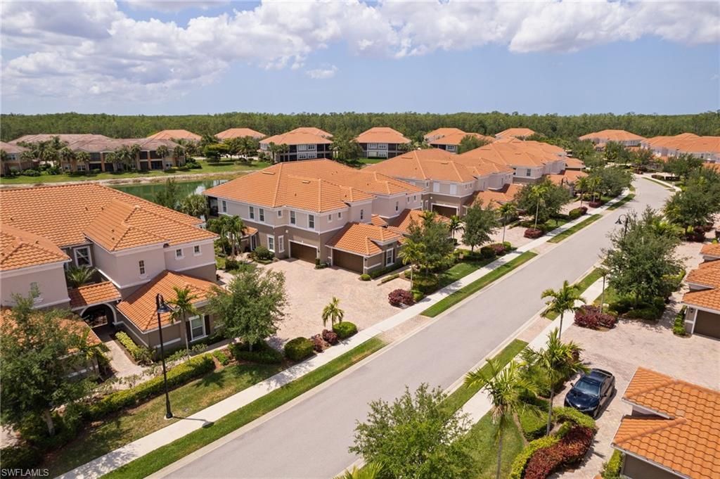 10230 Glastonbury Cir, Unit 202, Fort Myers, FL 33913 Photo