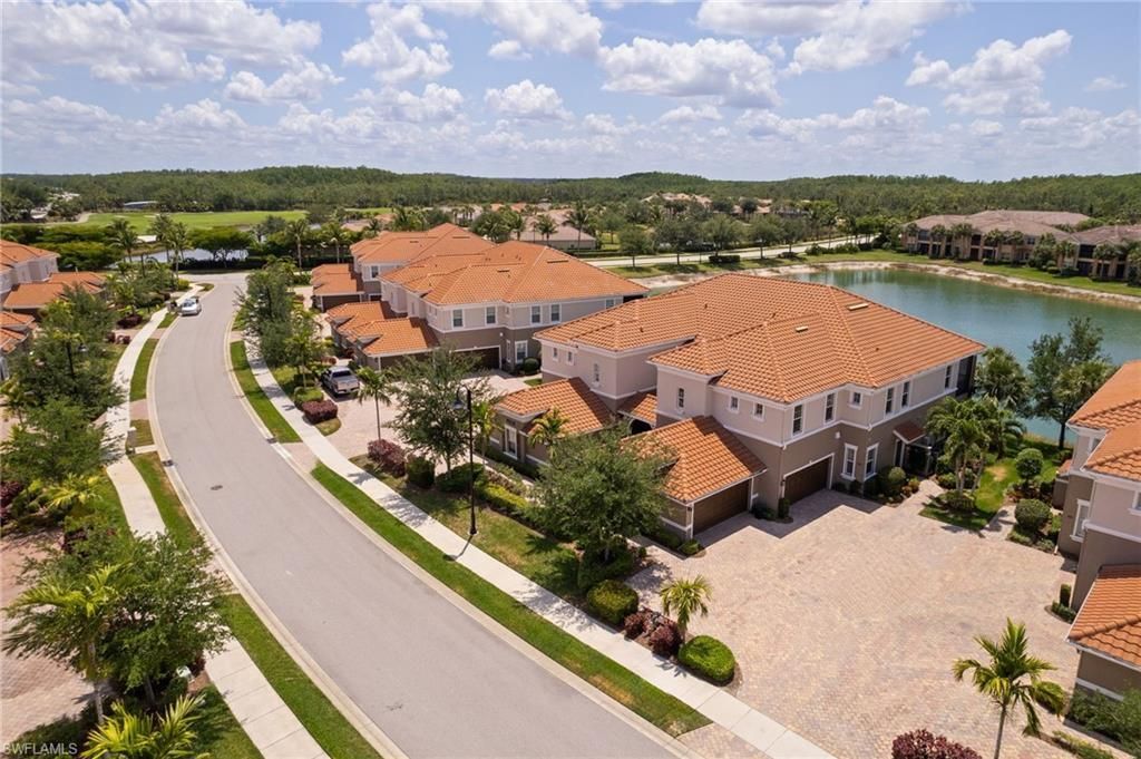 10230 Glastonbury Cir, Unit 202, Fort Myers, FL 33913 Photo