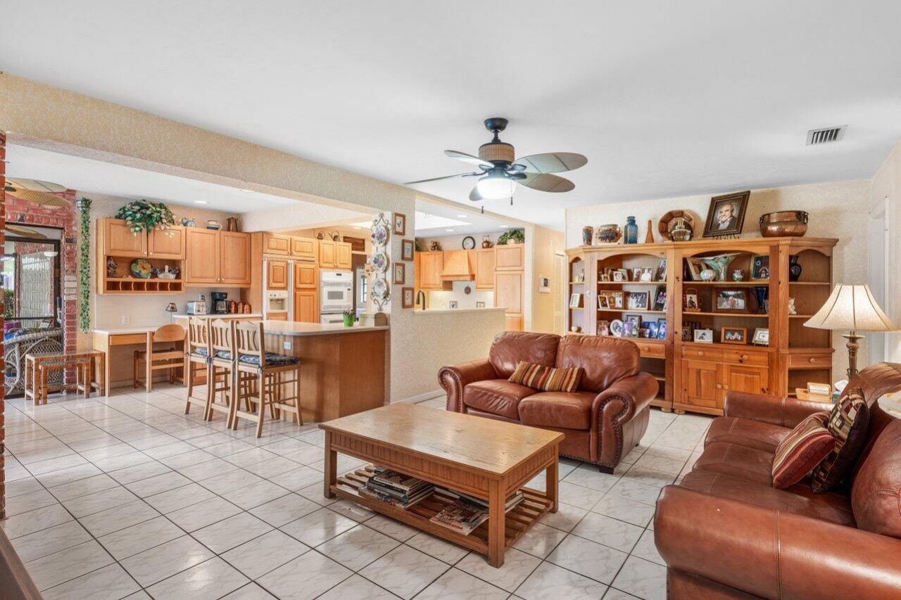 3163 NE 8th Avenue, Boca Raton, FL 33431 Photo