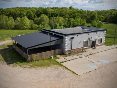 32715 S Chandler Road, Creighton, MO 64739