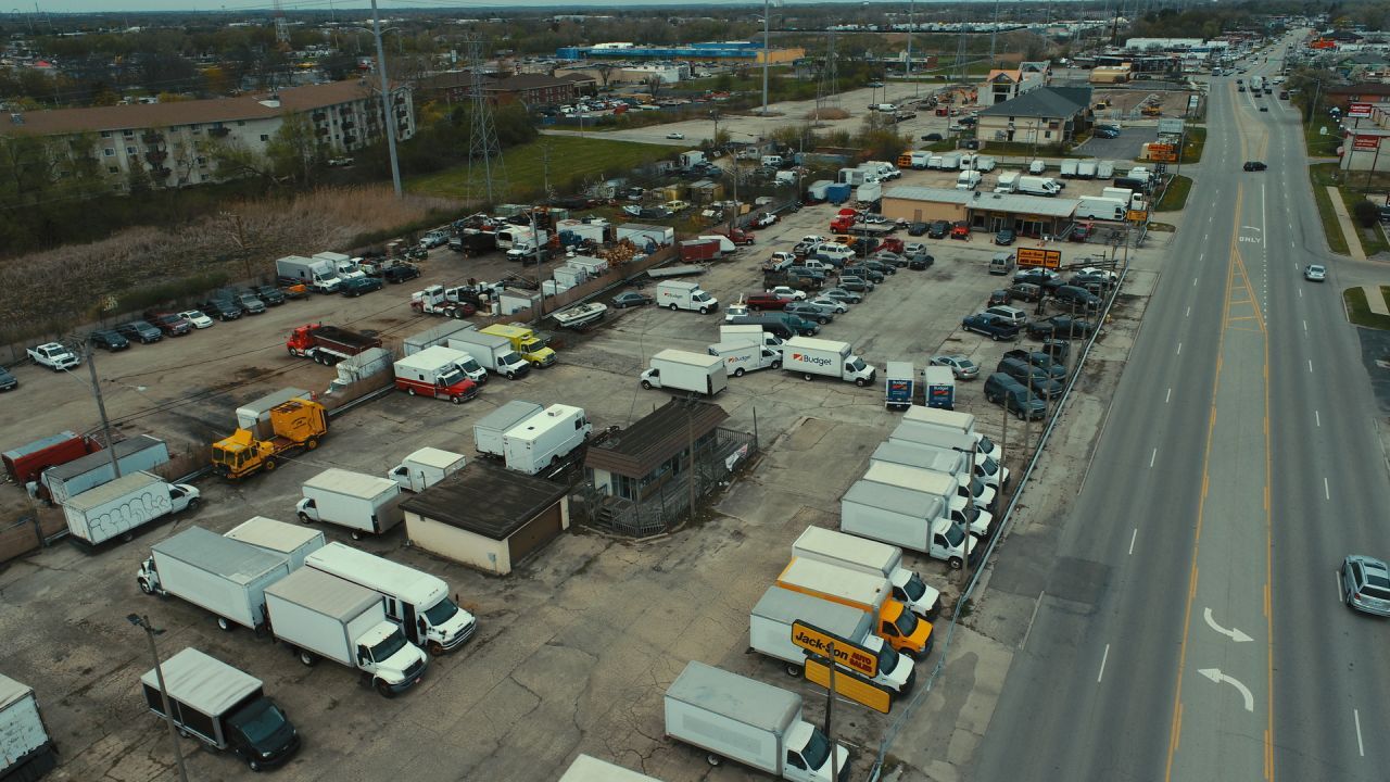 712 S Green Bay Road, Waukegan, IL 60085