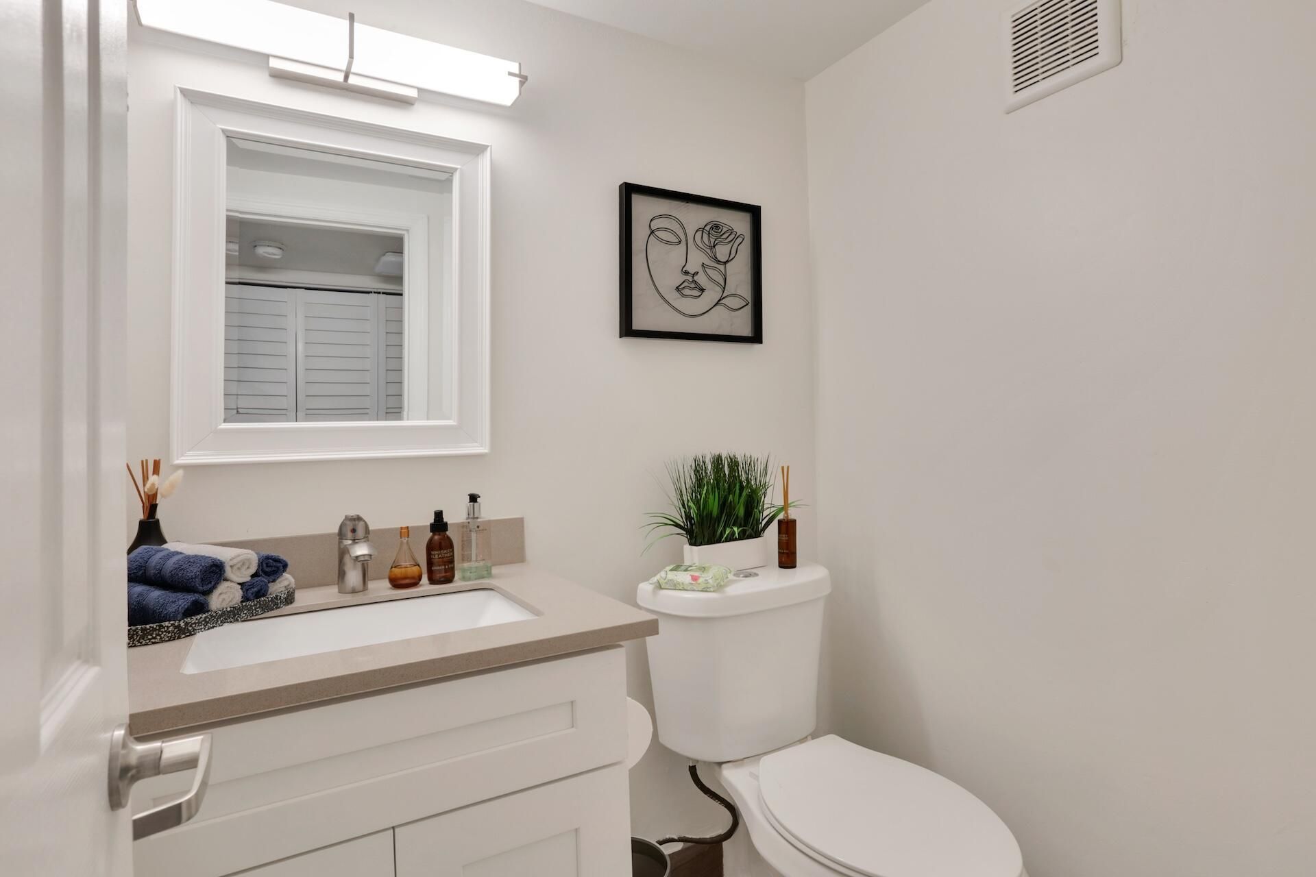 266 Coventry, Unit L, West Palm Beach, FL 33417 Photo