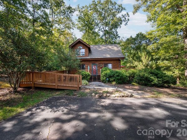 117 Laurel Lakes Parkway, Lake Lure, NC 28746