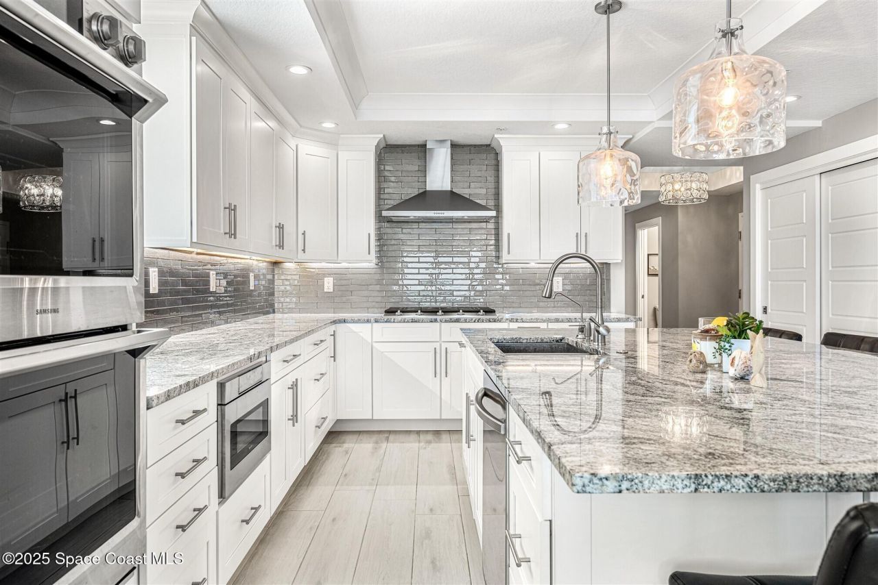 1625 N Highway A1a, Unit 202, Indialantic, FL 32903 Photo