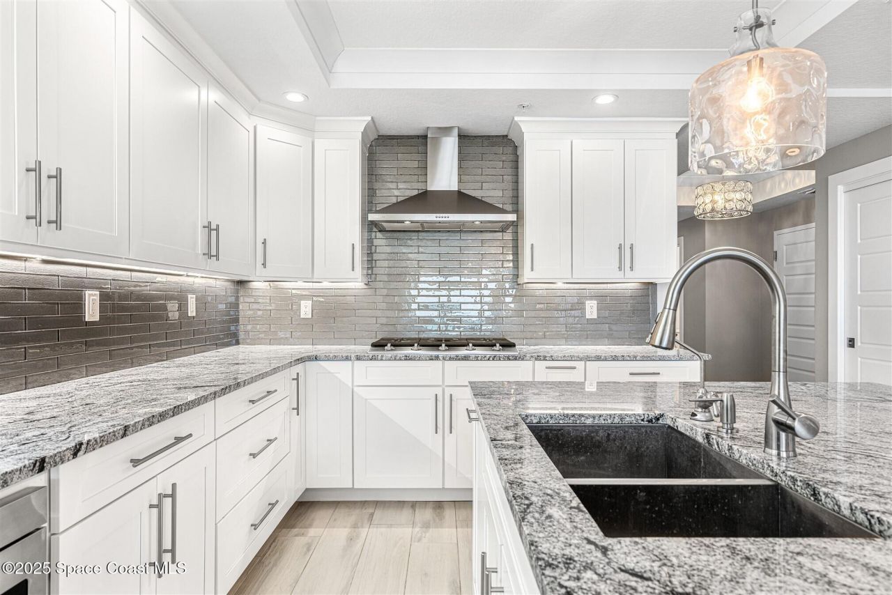 1625 N Highway A1a, Unit 202, Indialantic, FL 32903 Photo