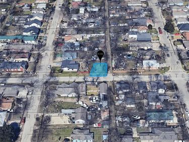 515 E Brownlee Avenue, Dallas, TX 75216