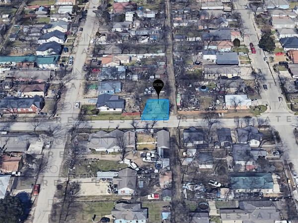 515 E Brownlee Avenue, Dallas, TX 75216