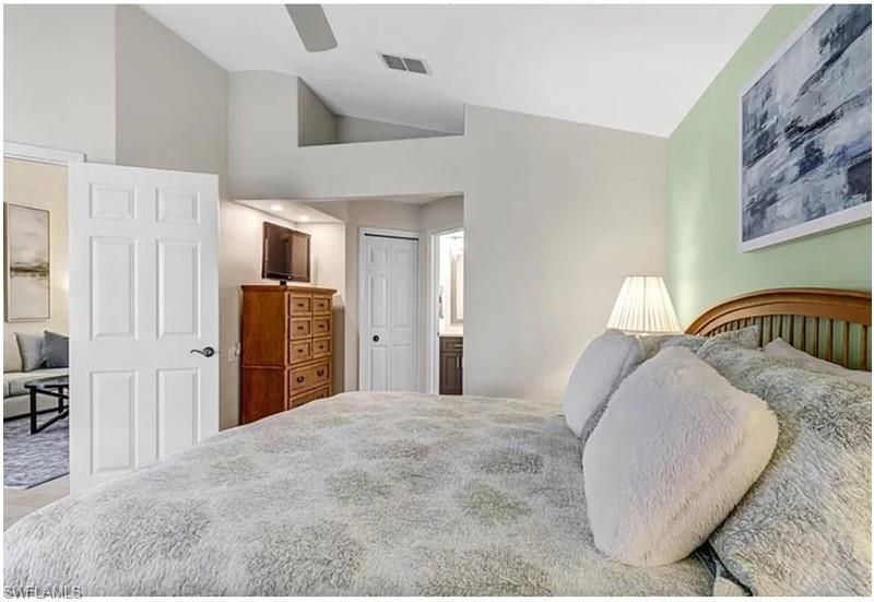 13060 Amberley Ct, Unit 807, Bonita Springs, FL 34135 Photo