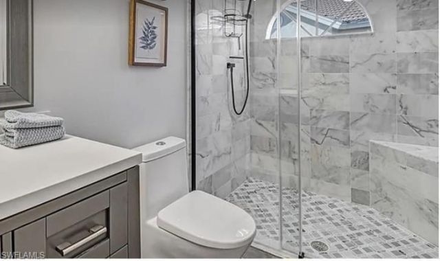 13060 Amberley Ct, Unit 807, Bonita Springs, FL 34135 Photo