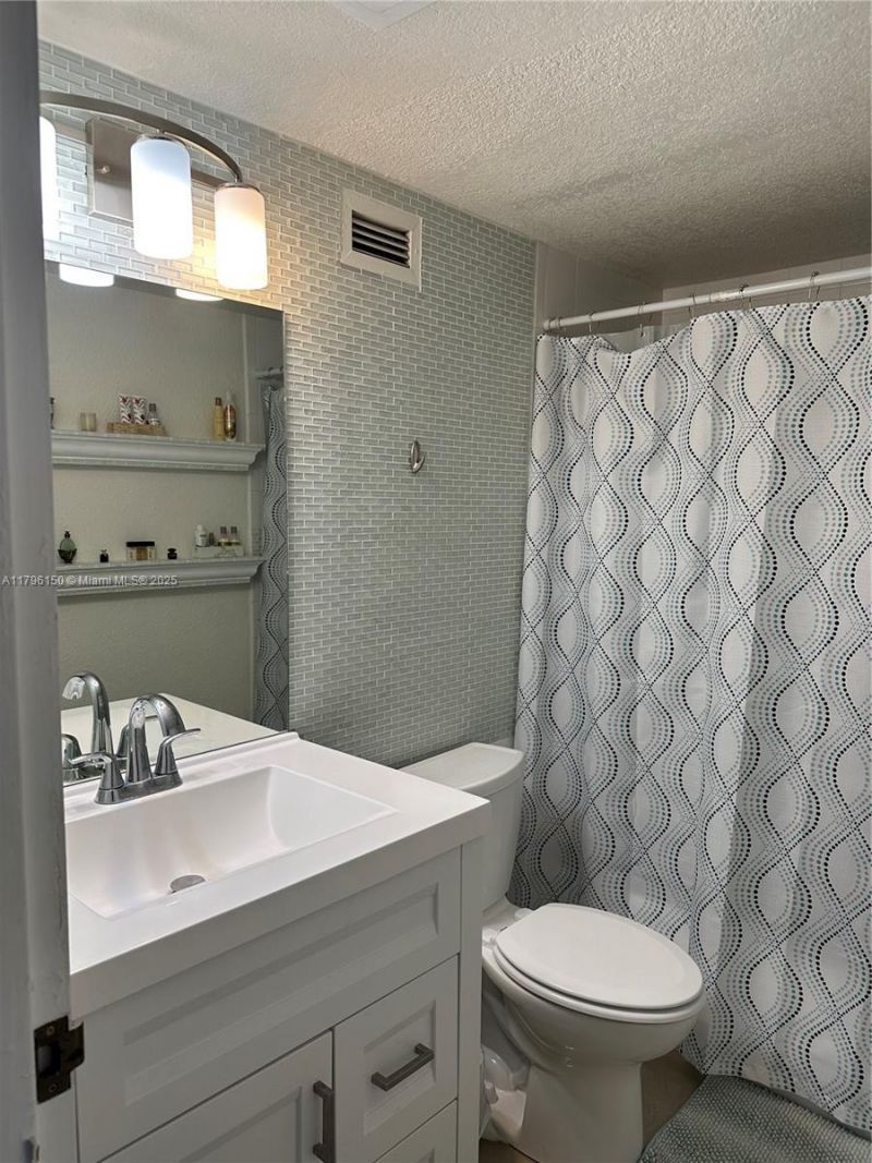 2501 S Ocean Dr, Unit 1228, Hollywood, FL 33019 Photo