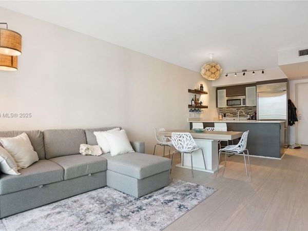 55 SE 6th St, Unit 1804, Miami, FL 33131