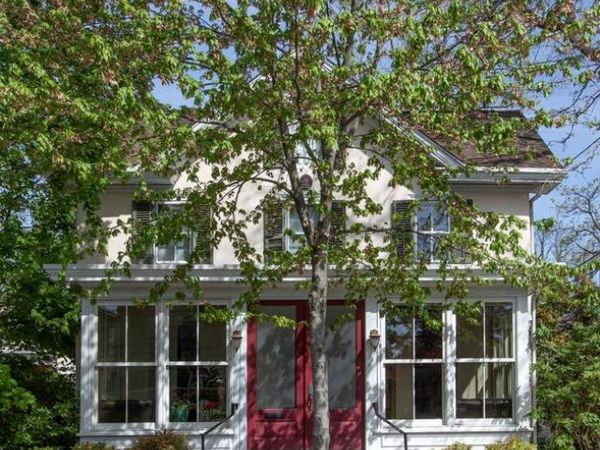 69 E OAKLAND AVENUE, DOYLESTOWN, PA 18901