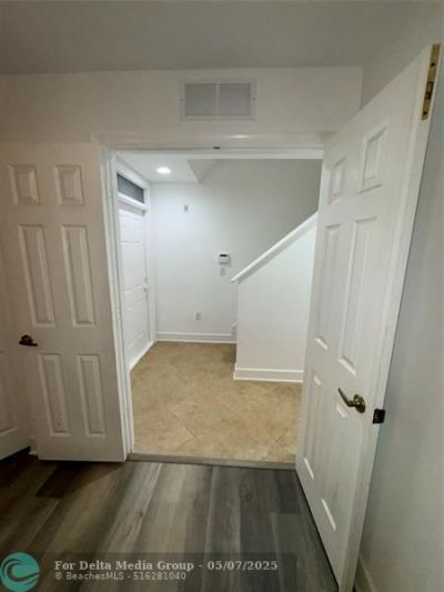 1033 NE 17th Way, Unit 605, Fort Lauderdale, FL 33304 Photo