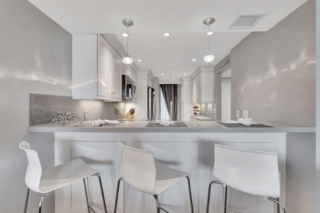 2707 N Ocean Boulevard, Unit 306-D, Boca Raton, FL 33431 Photo