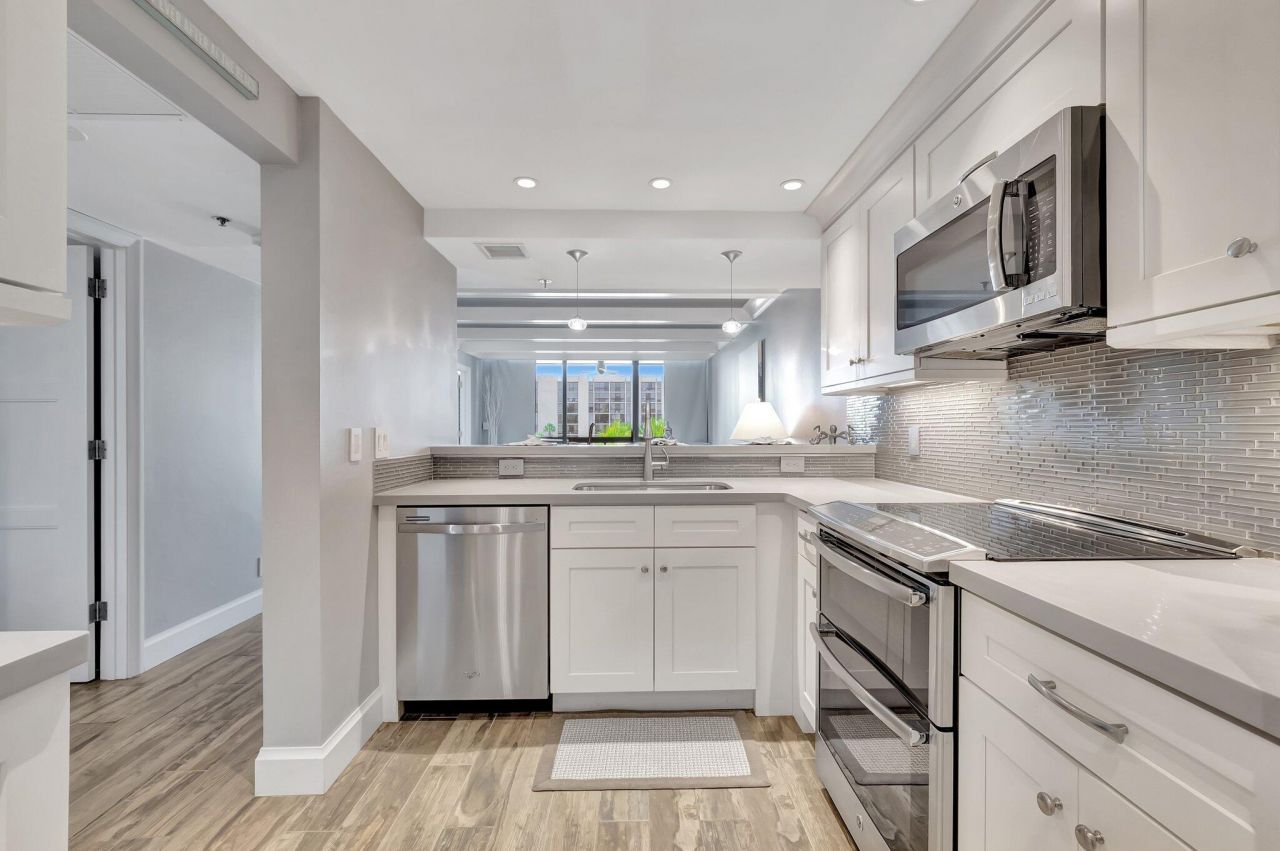 2707 N Ocean Boulevard, Unit 306-D, Boca Raton, FL 33431 Photo