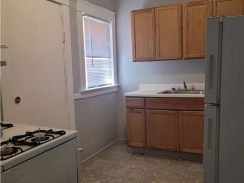 4316 Pearl Road, Cleveland, OH 44109 Photo 23